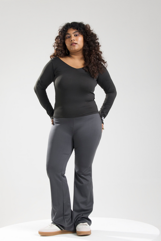 Elevated flare pants (charcoal)